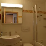 Apartamento Dominic B2 By Interhome